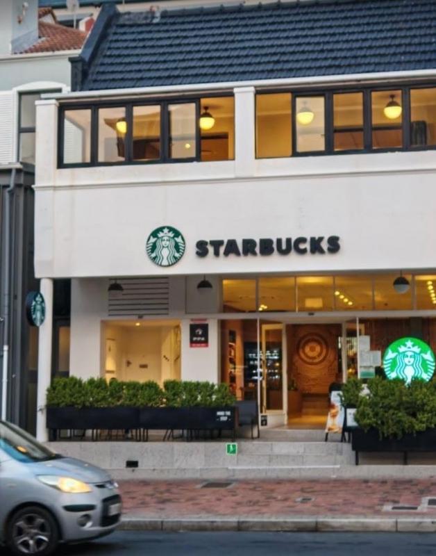 2 Bedroom Property for Sale in Sea Point Western Cape